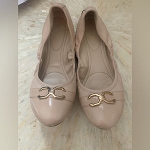 Cole Hanna Nude Flats